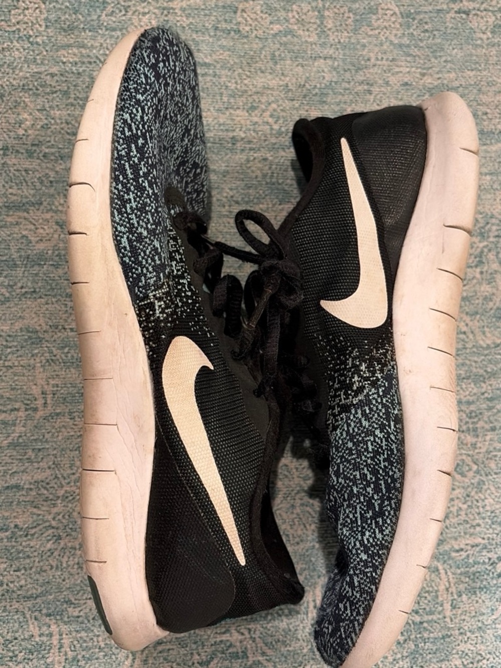 Nike Women’s Black and Teal Knit Athletic Sneakers
